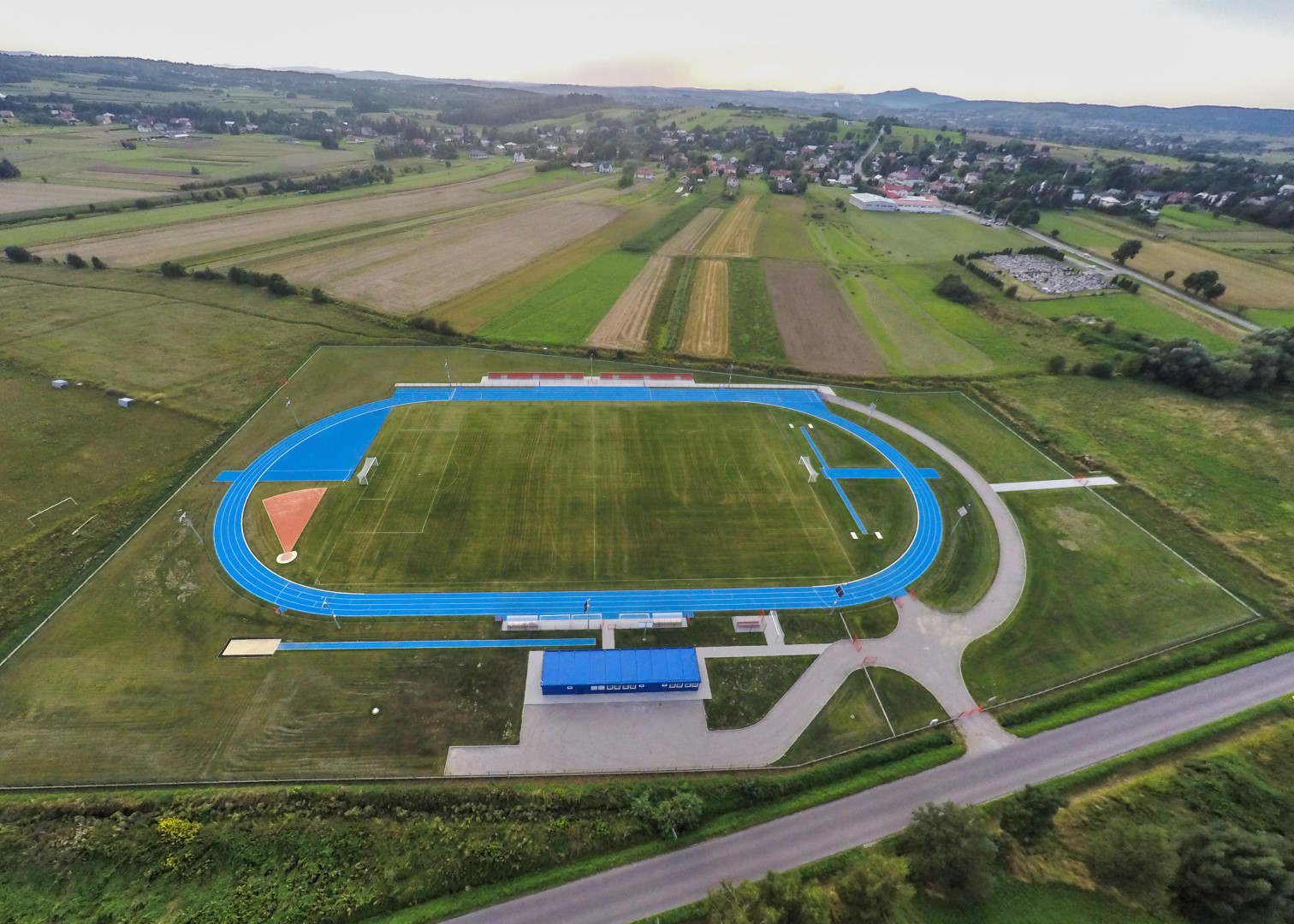 Stadion Piłkarsko Lekkoatletyczny w Czeluśnicy